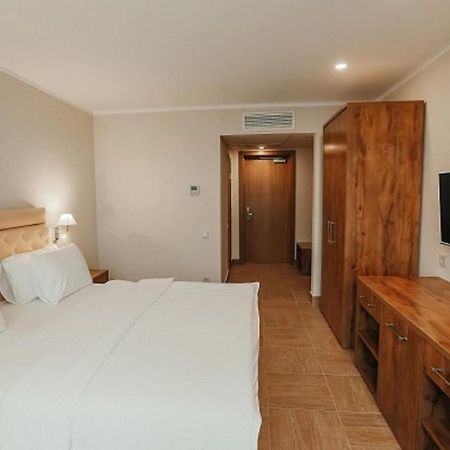 Amza Park Hotel Gagra Ngoại thất bức ảnh