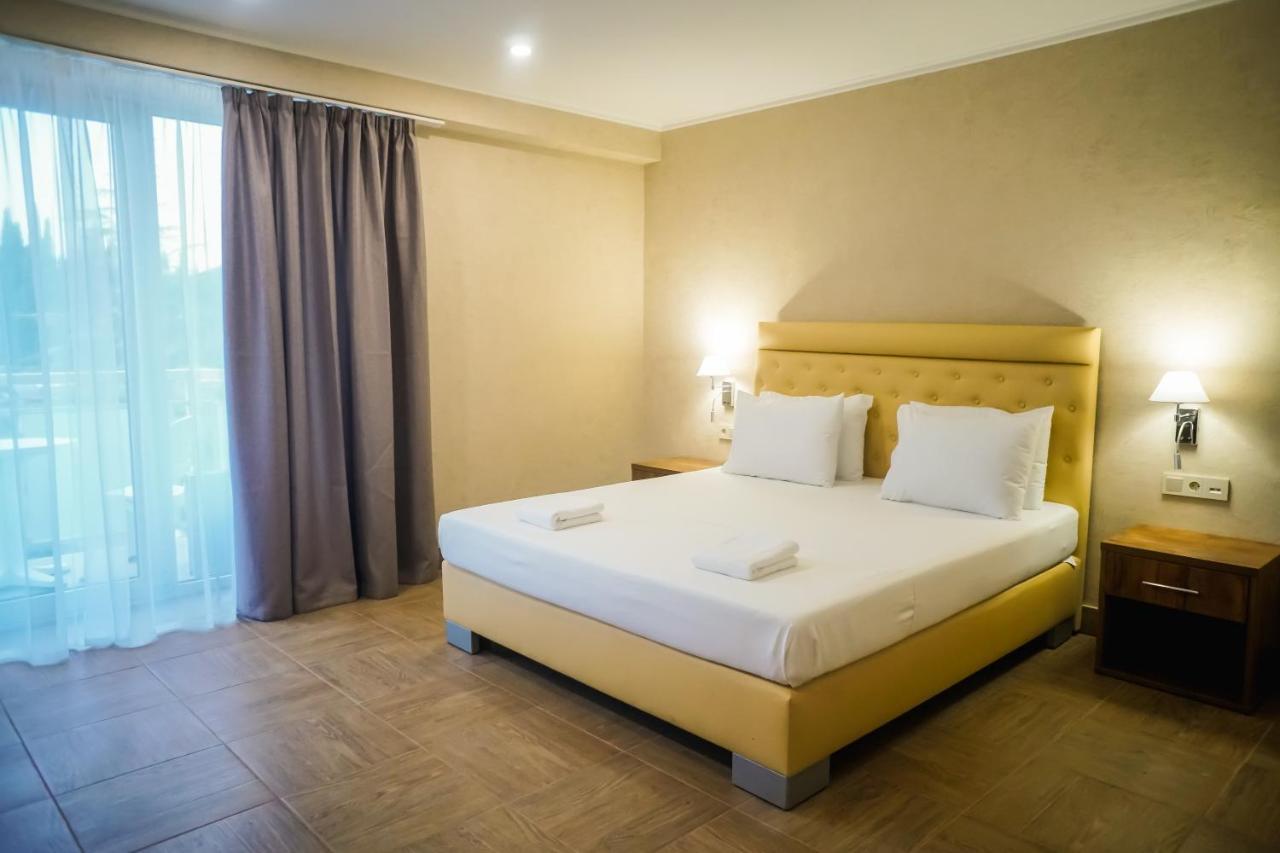 Amza Park Hotel Gagra Ngoại thất bức ảnh