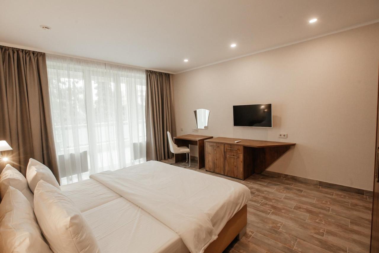 Amza Park Hotel Gagra Ngoại thất bức ảnh
