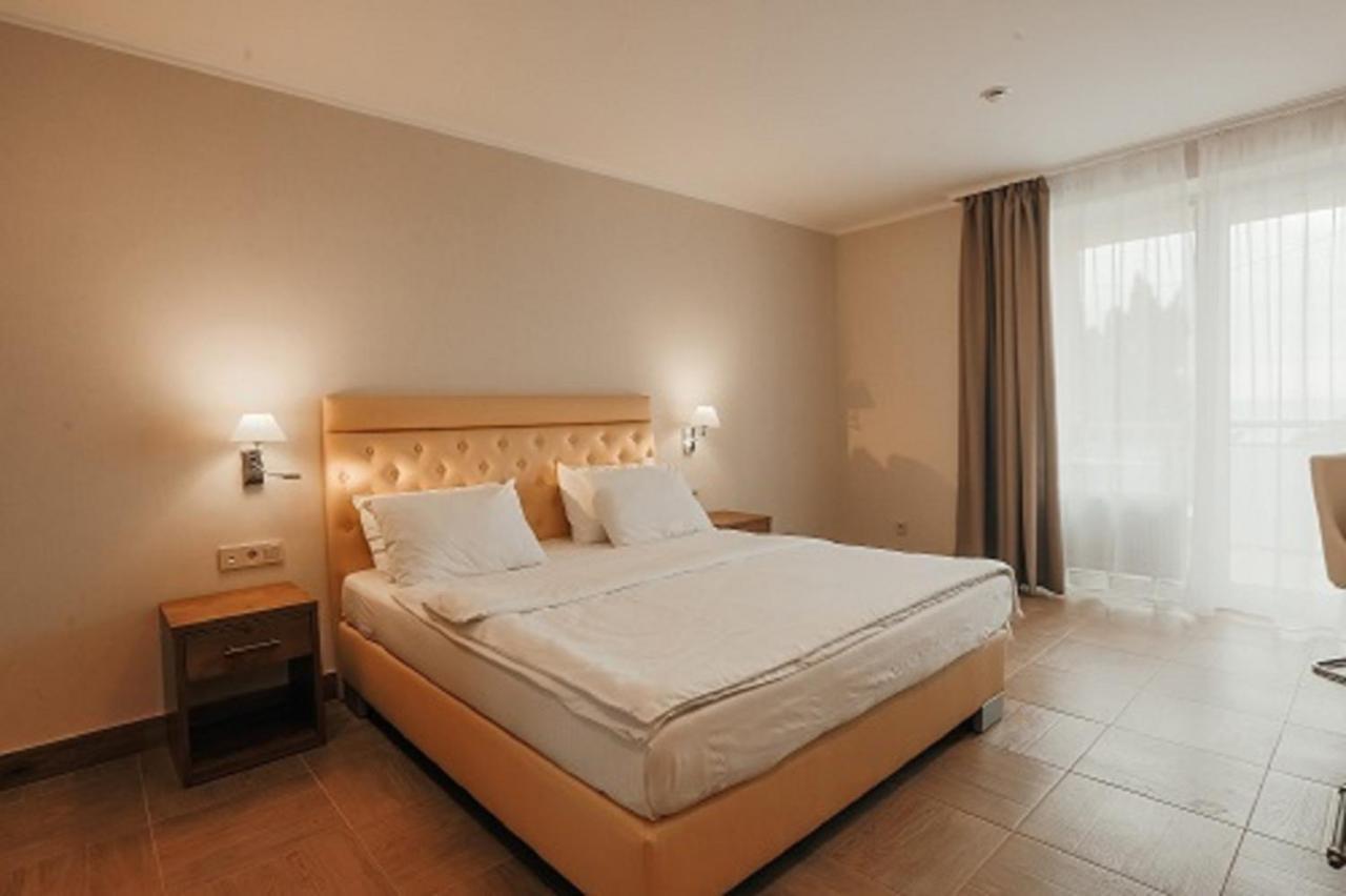 Amza Park Hotel Gagra Ngoại thất bức ảnh