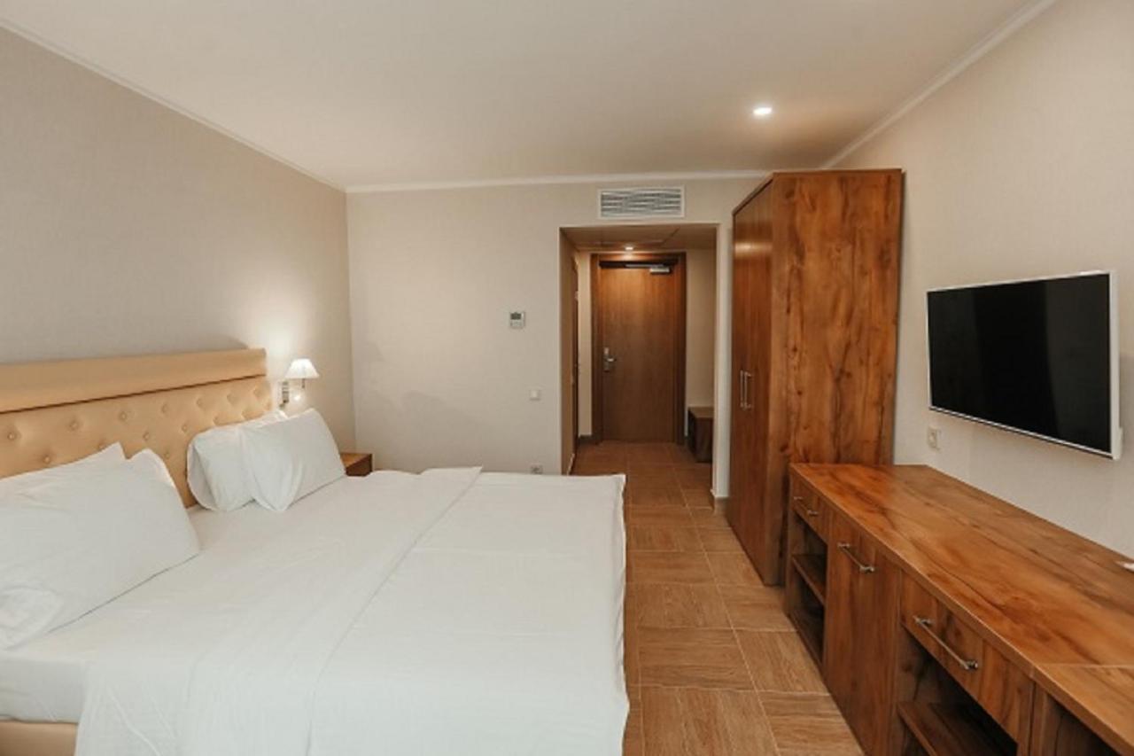 Amza Park Hotel Gagra Ngoại thất bức ảnh