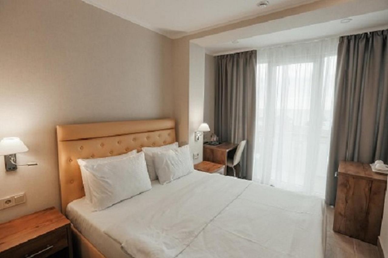 Amza Park Hotel Gagra Ngoại thất bức ảnh