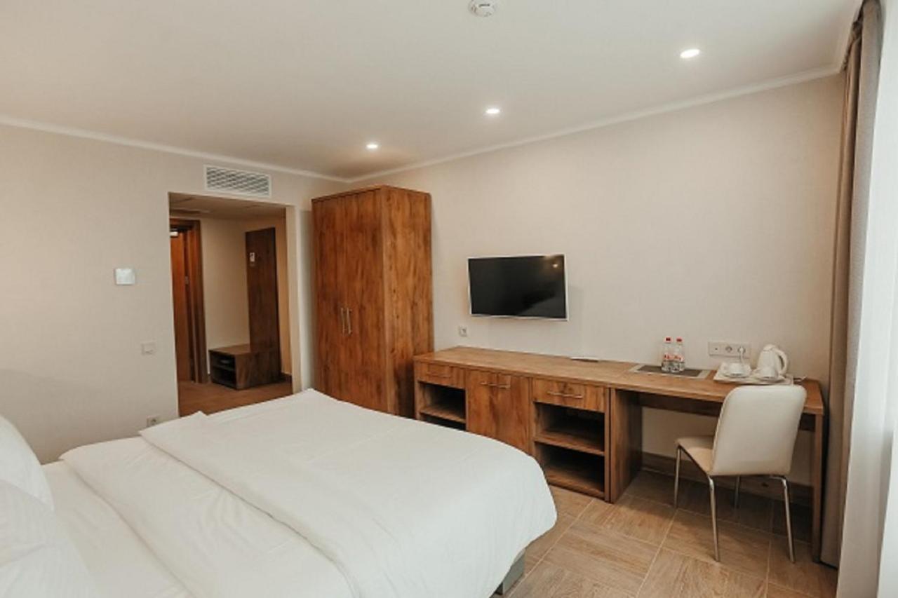 Amza Park Hotel Gagra Ngoại thất bức ảnh