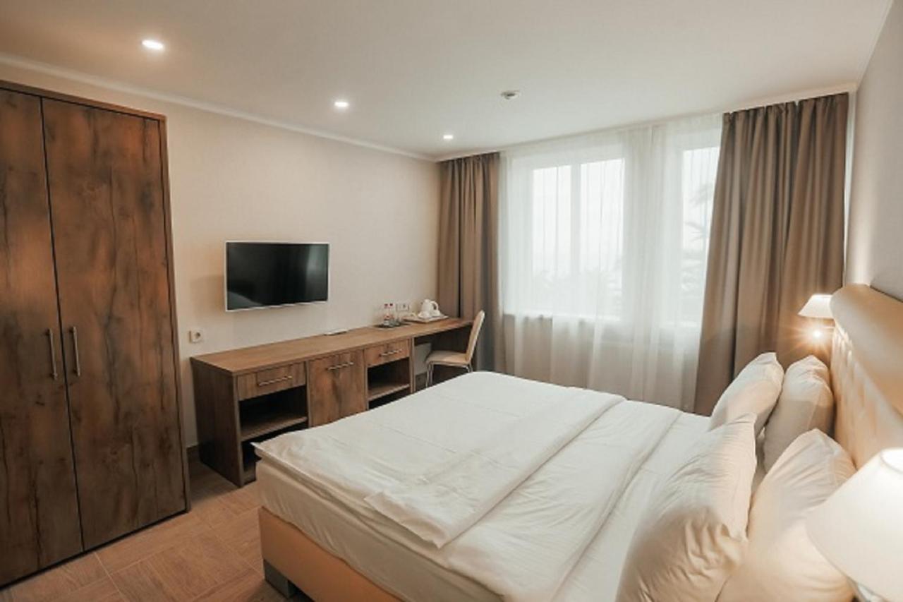 Amza Park Hotel Gagra Ngoại thất bức ảnh