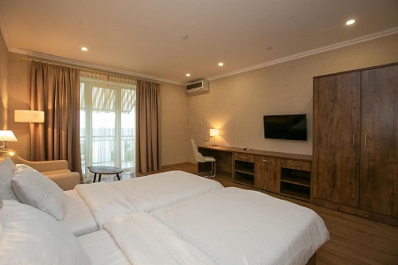 Amza Park Hotel Gagra Ngoại thất bức ảnh