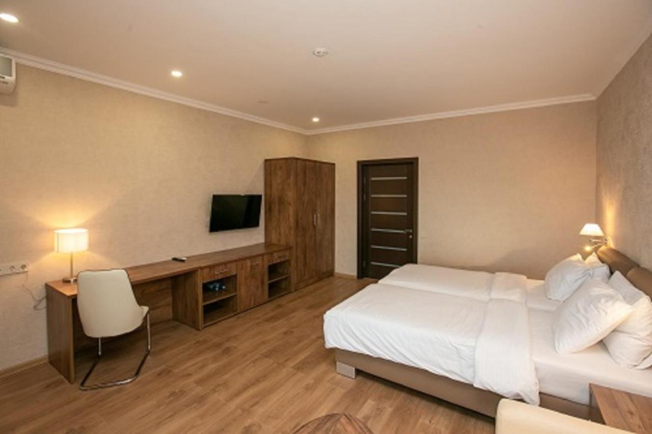 Amza Park Hotel Gagra Ngoại thất bức ảnh