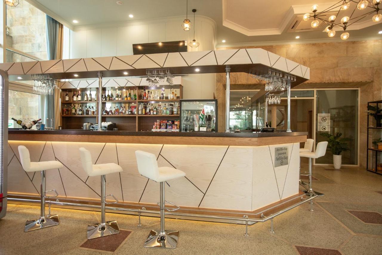 Amza Park Hotel Gagra Ngoại thất bức ảnh